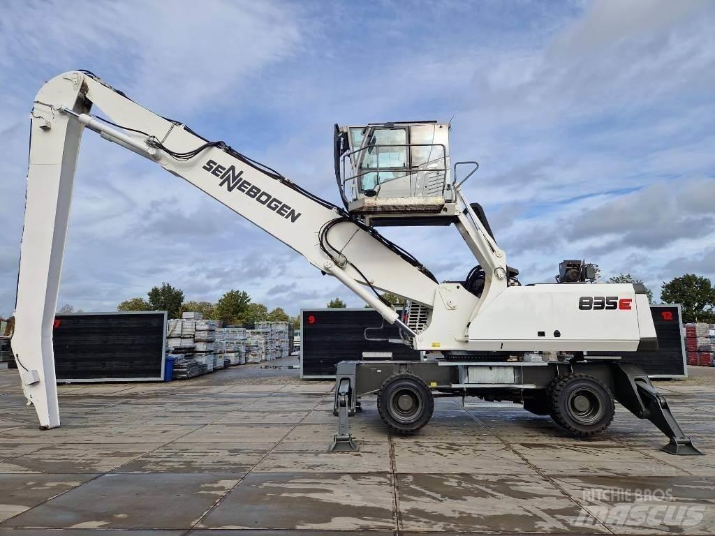 Sennebogen 835M E Movimentazione rifiuti