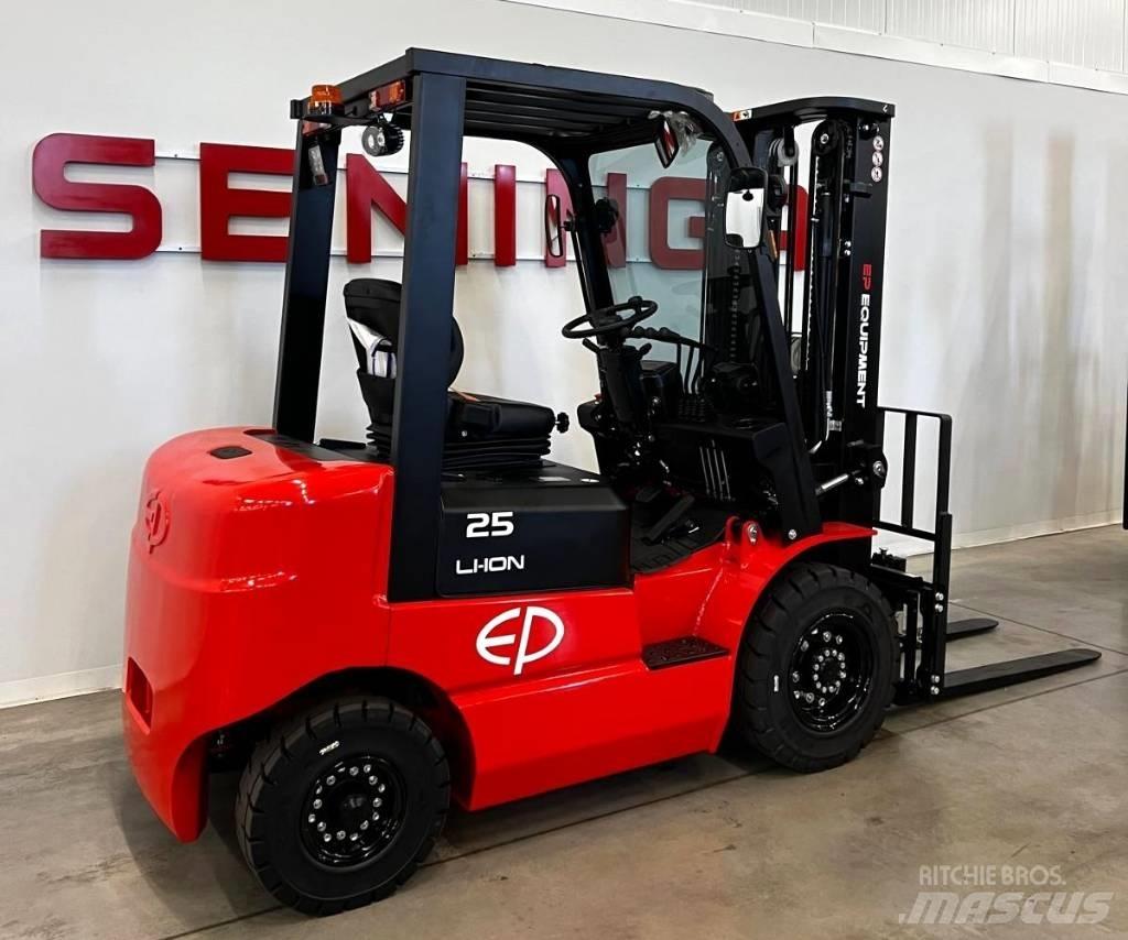 EP EQUIPMENT EFL252 Carrelli elevatori elettrici