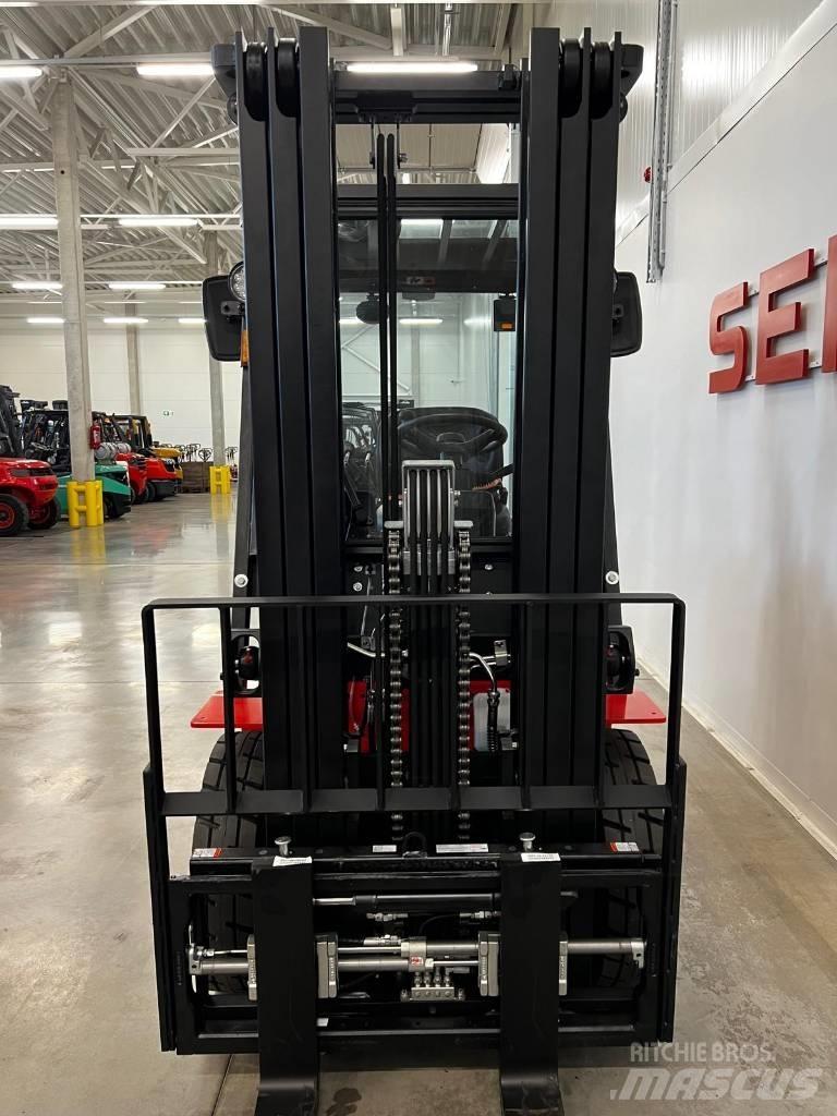 EP EQUIPMENT EFL252 Carrelli elevatori elettrici