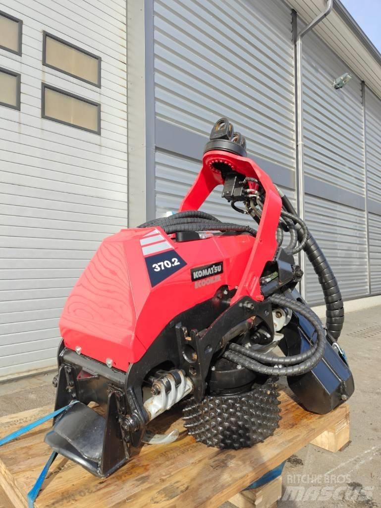 Komatsu 370.2 Decespugliatrici e trinciatrici idrauliche