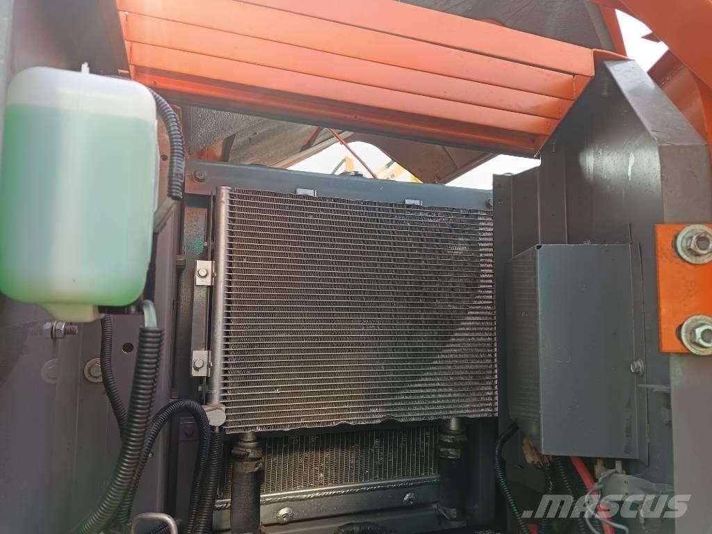 Hitachi ZX 70 Escavatori medi 7t - 12t
