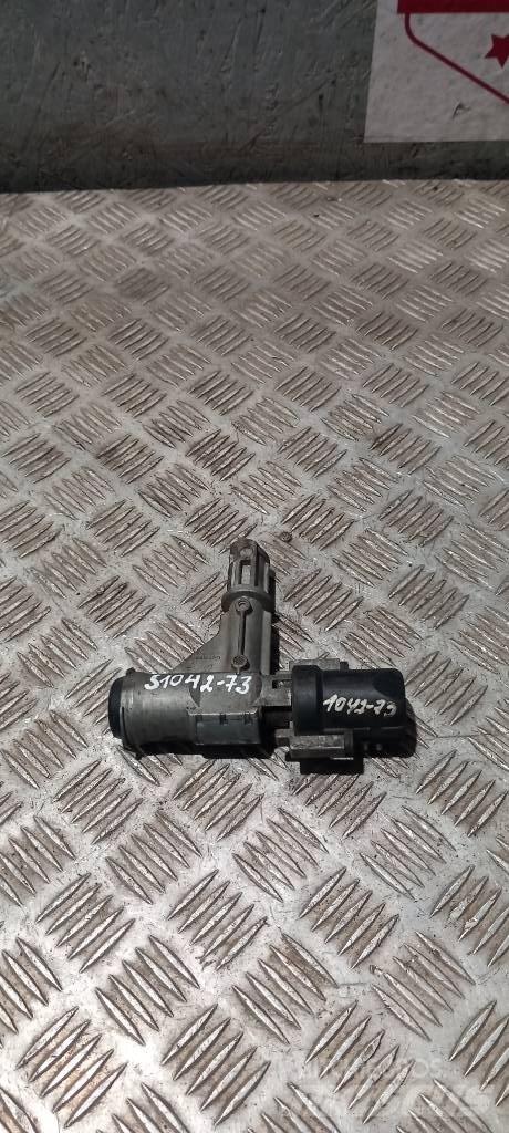Scania R 420     1381796 Cabine e interni