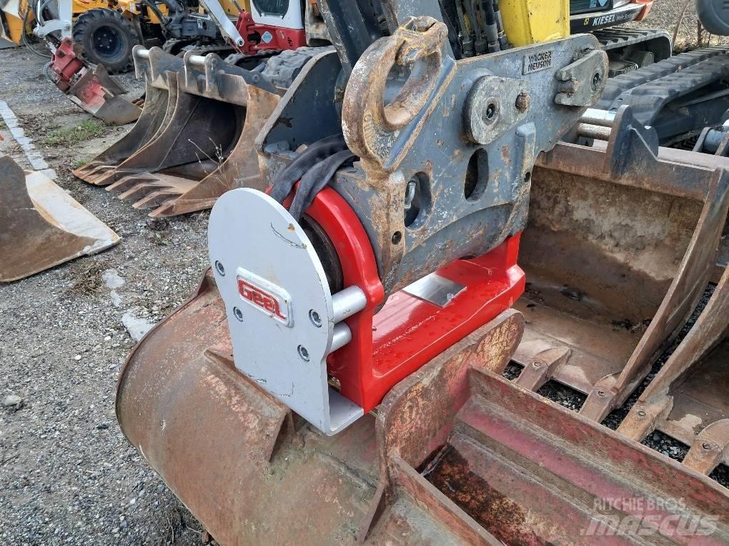 Neuson 8003 Escavatori medi 7t - 12t