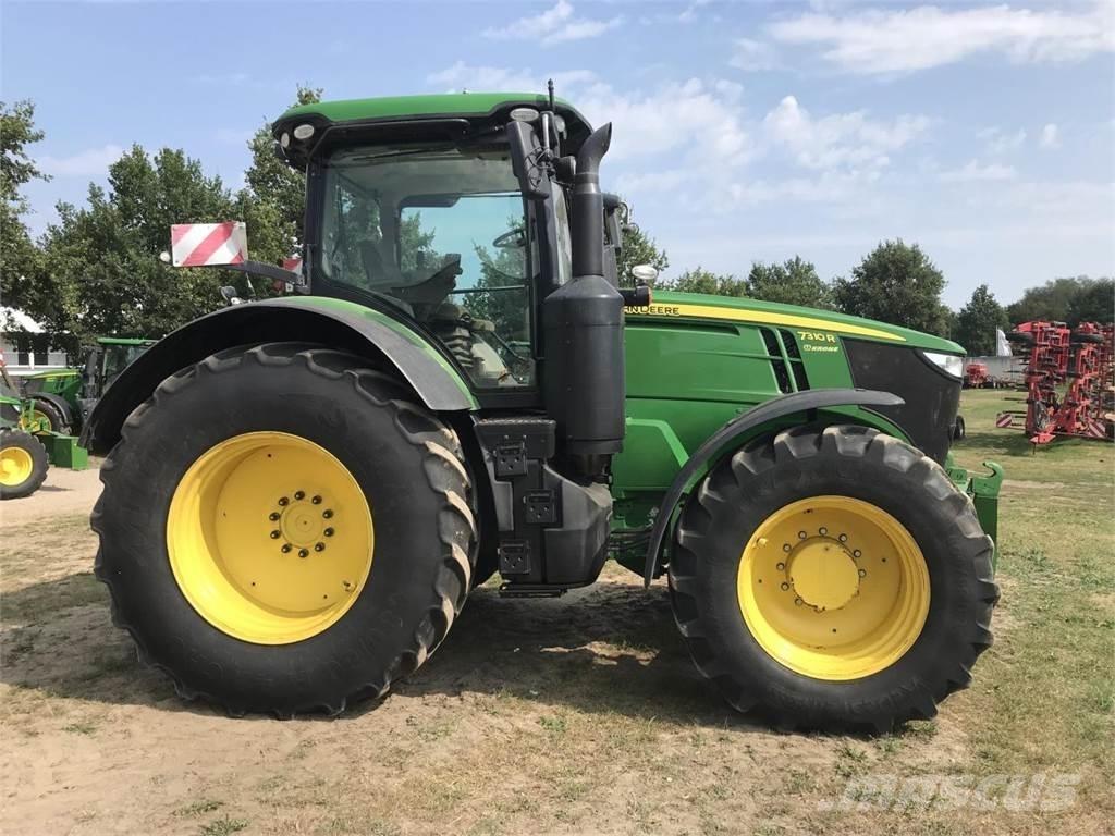 John Deere 7310R Trattori