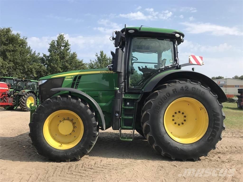John Deere 7310R Trattori