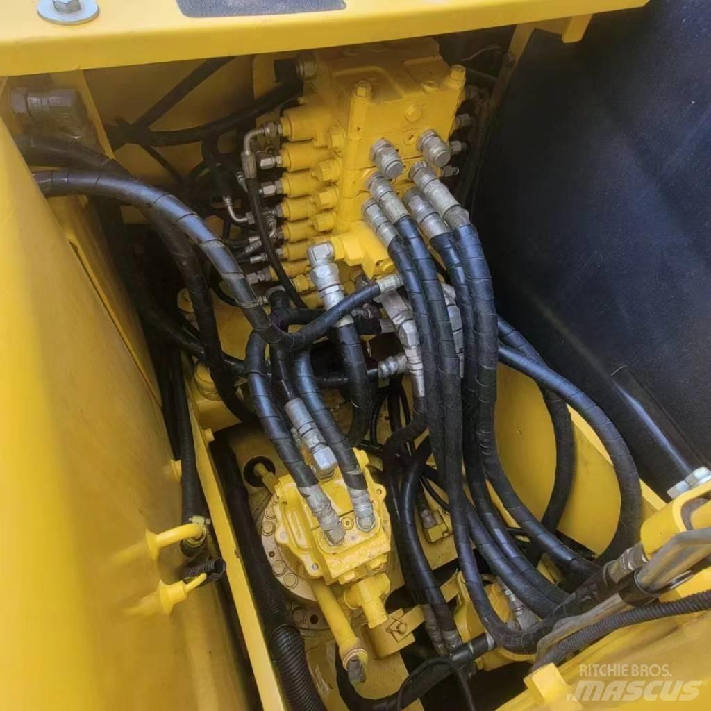 Komatsu PC 130 Escavatori cingolati