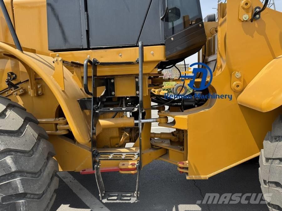 CAT 966H Pale gommate