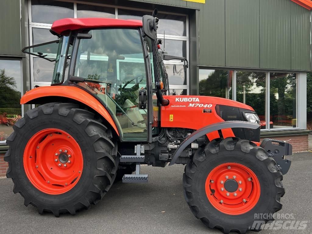 Kubota M 7040 DT Trattori