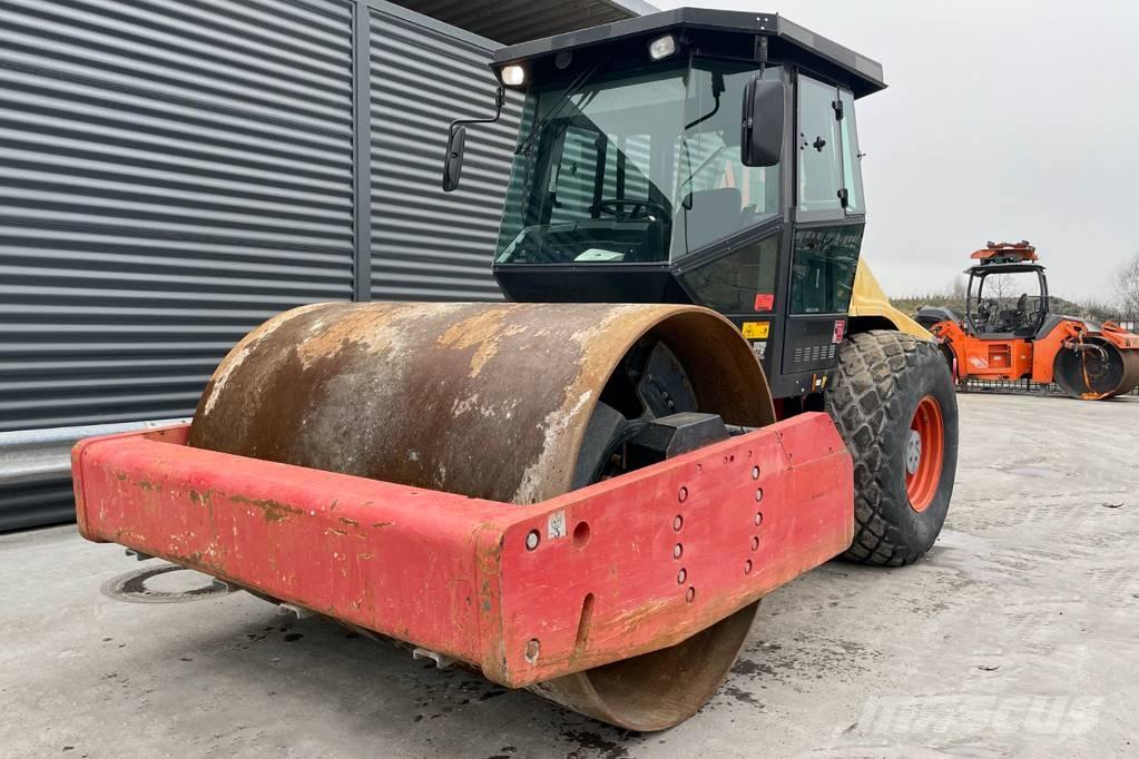 Dynapac CA302D Rulli monotamburo