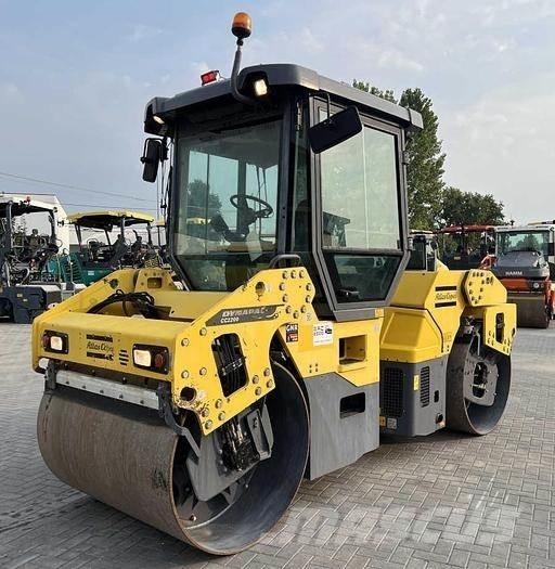 Dynapac CC 2200 Rulli a doppio tamburo