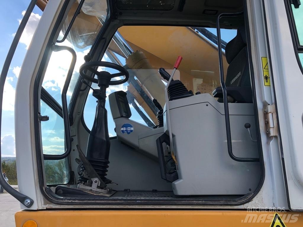Liebherr A 934 C HD Movimentazione rifiuti