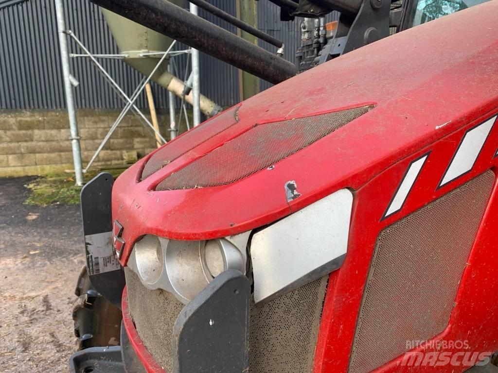 Massey Ferguson 5440 Trattori