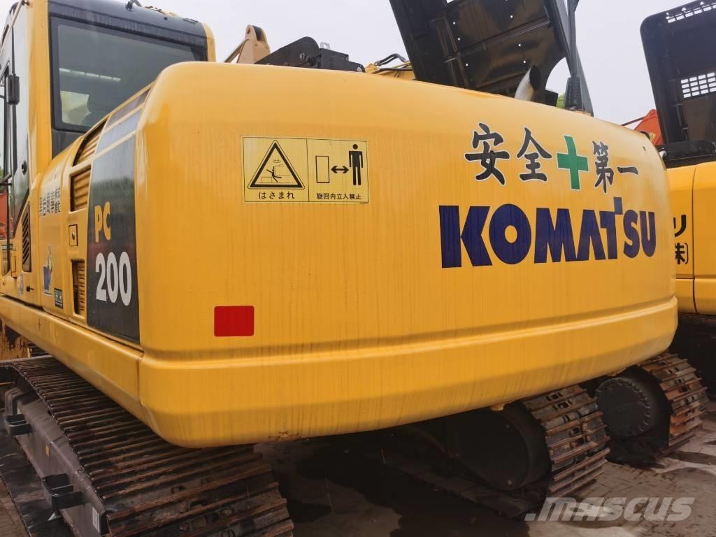 Komatsu PC 200-8 Escavatori cingolati