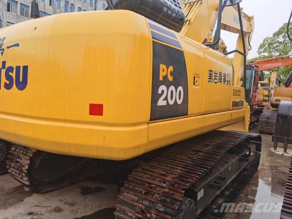 Komatsu PC 200-8 Escavatori cingolati