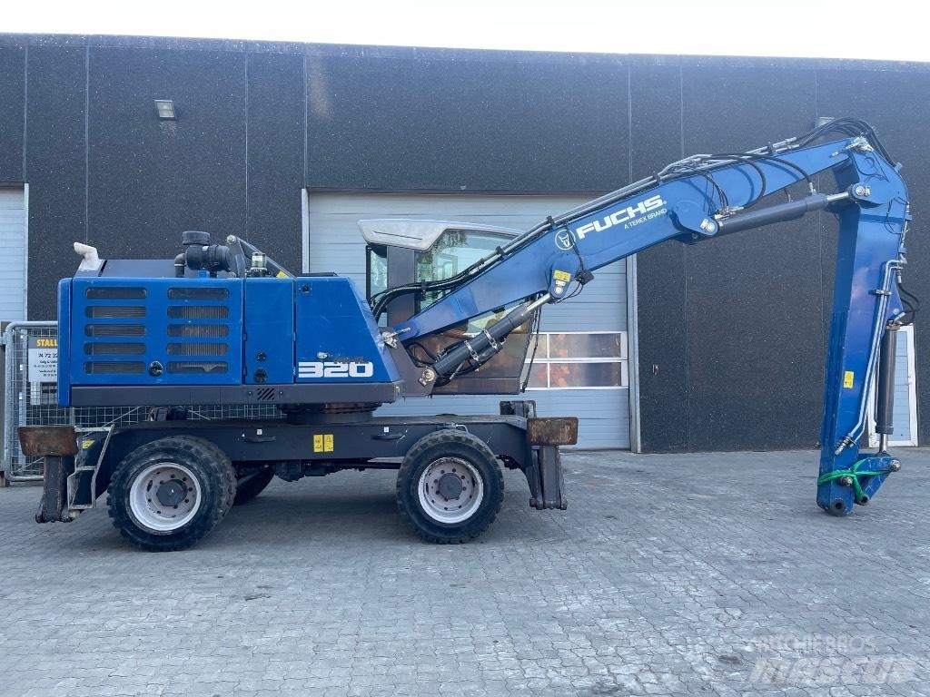 Fuchs MHL320F Movimentazione rifiuti