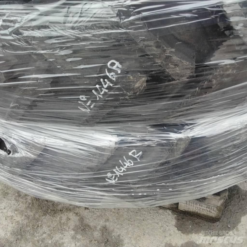 Alliance 300/95R46 Pneumatici, ruote e cerchioni