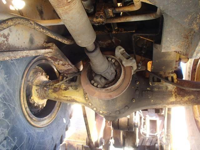Komatsu WA 450 Pale gommate