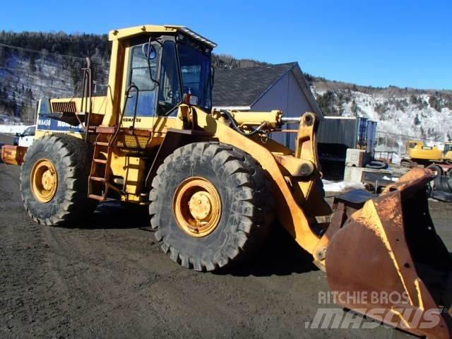 Komatsu WA 450 Pale gommate