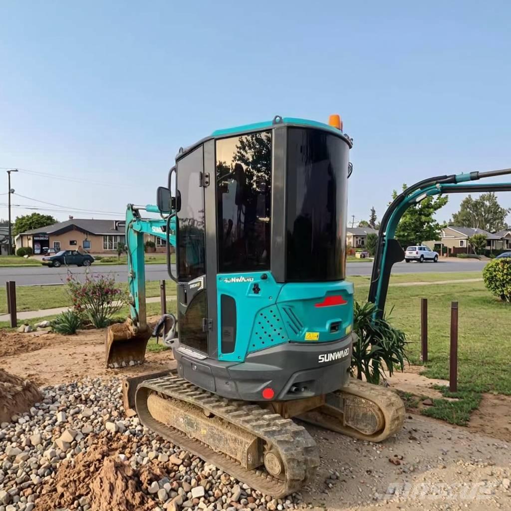 Sunward SWE 25 UF Miniescavatori