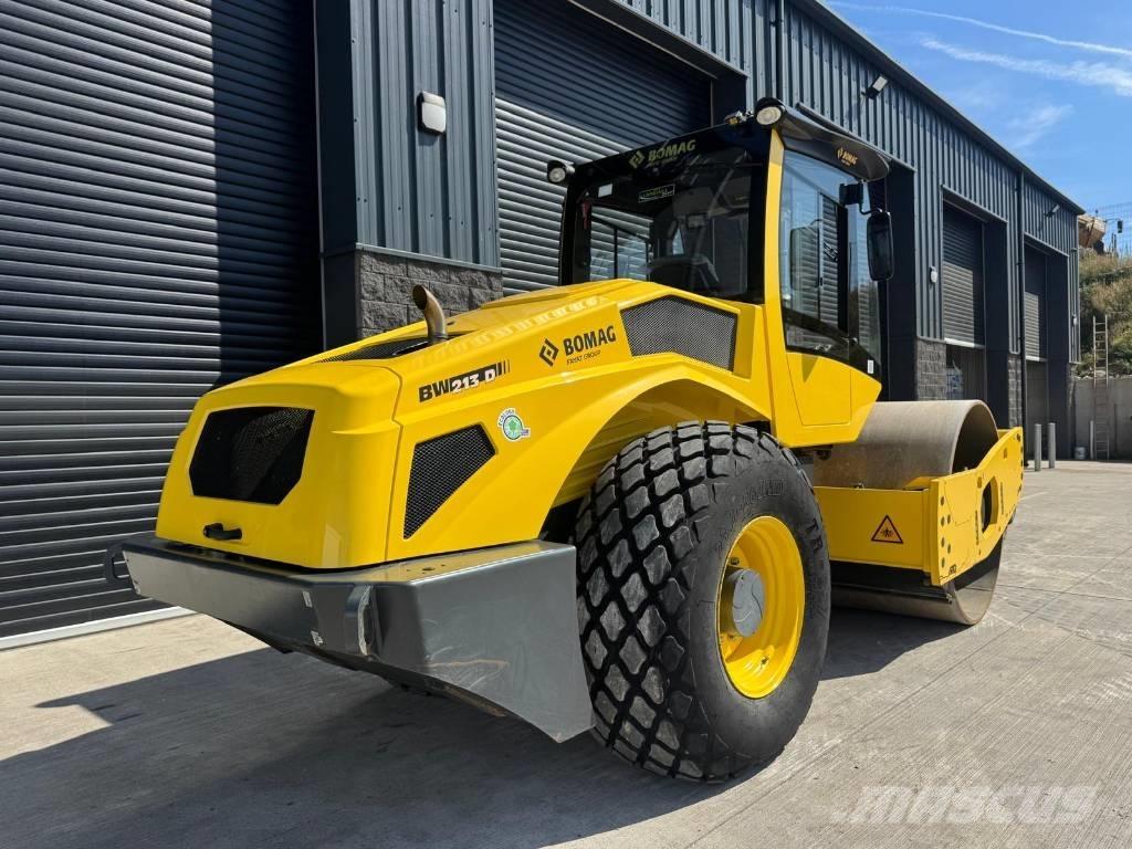 Bomag BW 213 D H-2 Rulli monotamburo