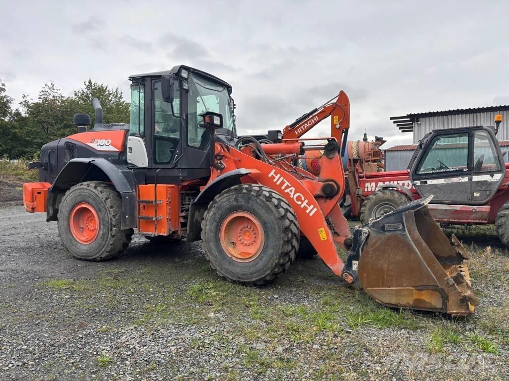 Hitachi ZW180-6 Pale gommate