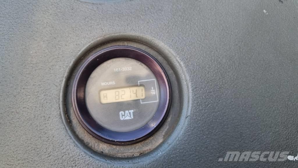 CAT 432 D Terne