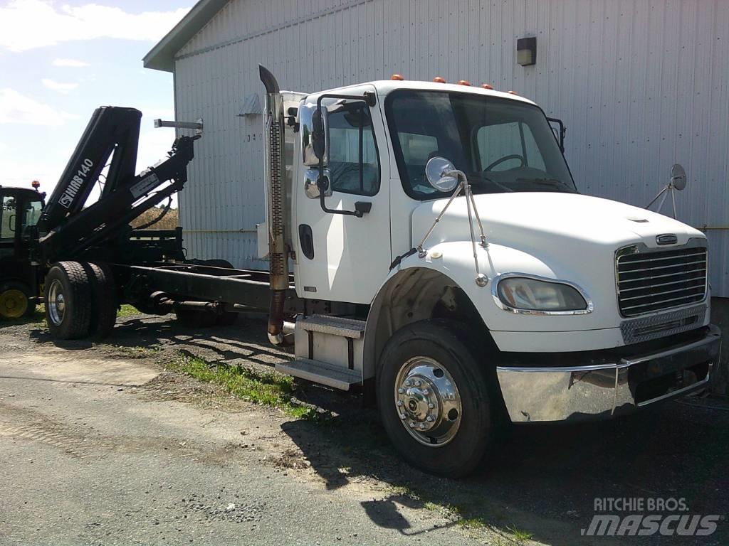 Freightliner M2 Autocabinati
