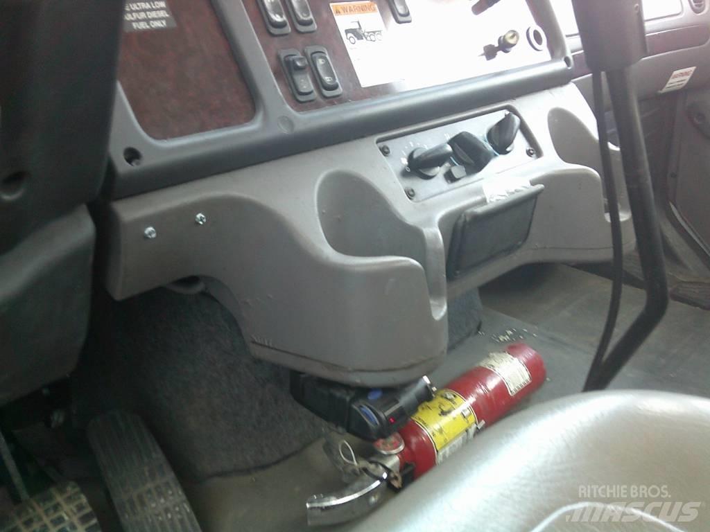Freightliner M2 Autocabinati
