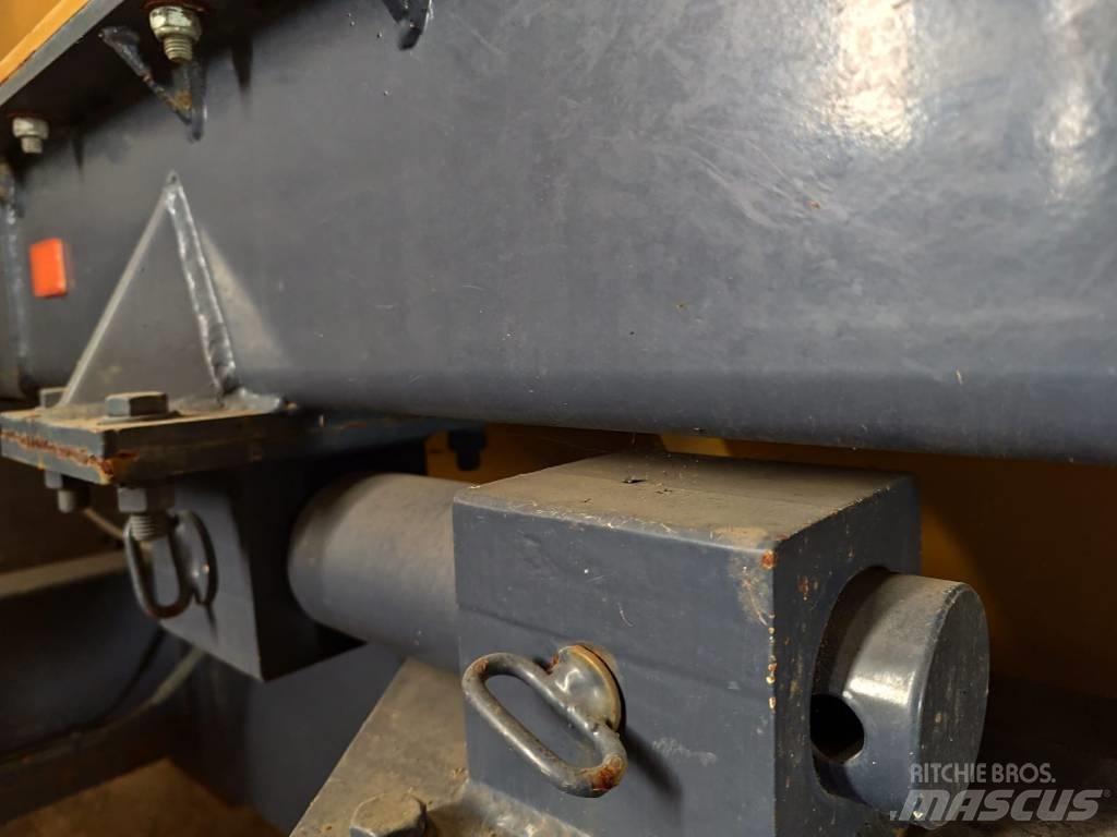 Brochard 30T Rimorchi ribaltabili