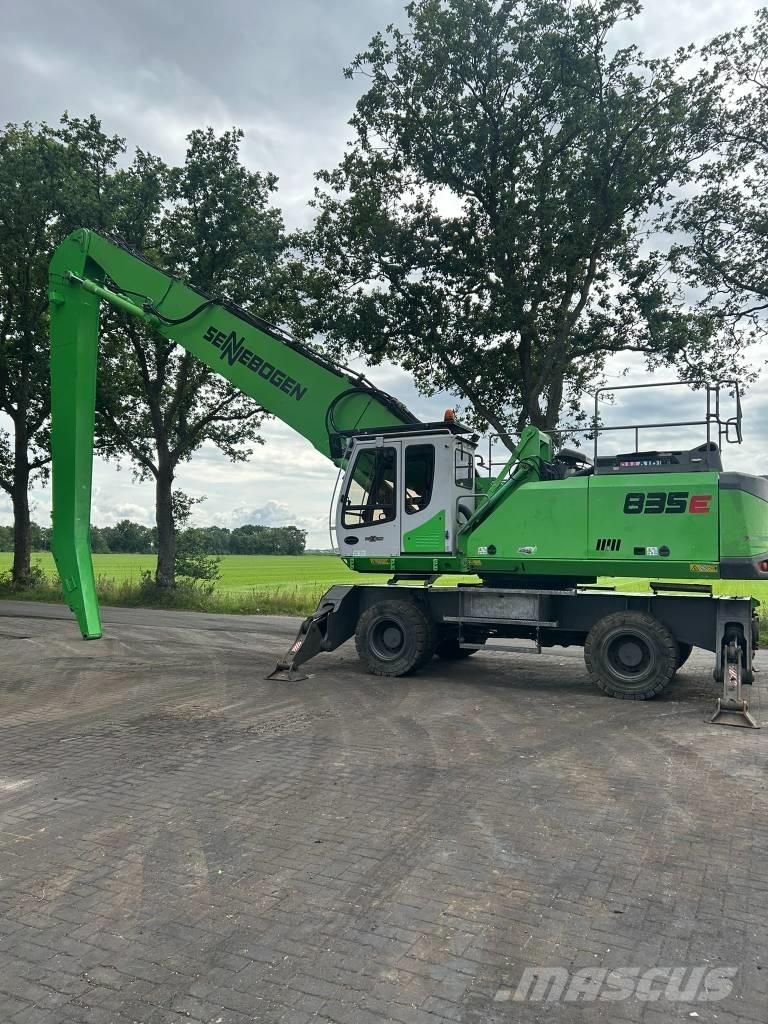 Sennebogen 835 M Movimentazione rifiuti