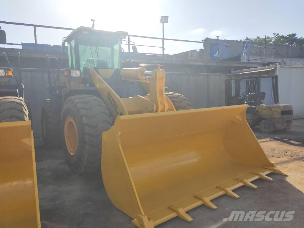 SDLG LG 953 L Pale gommate