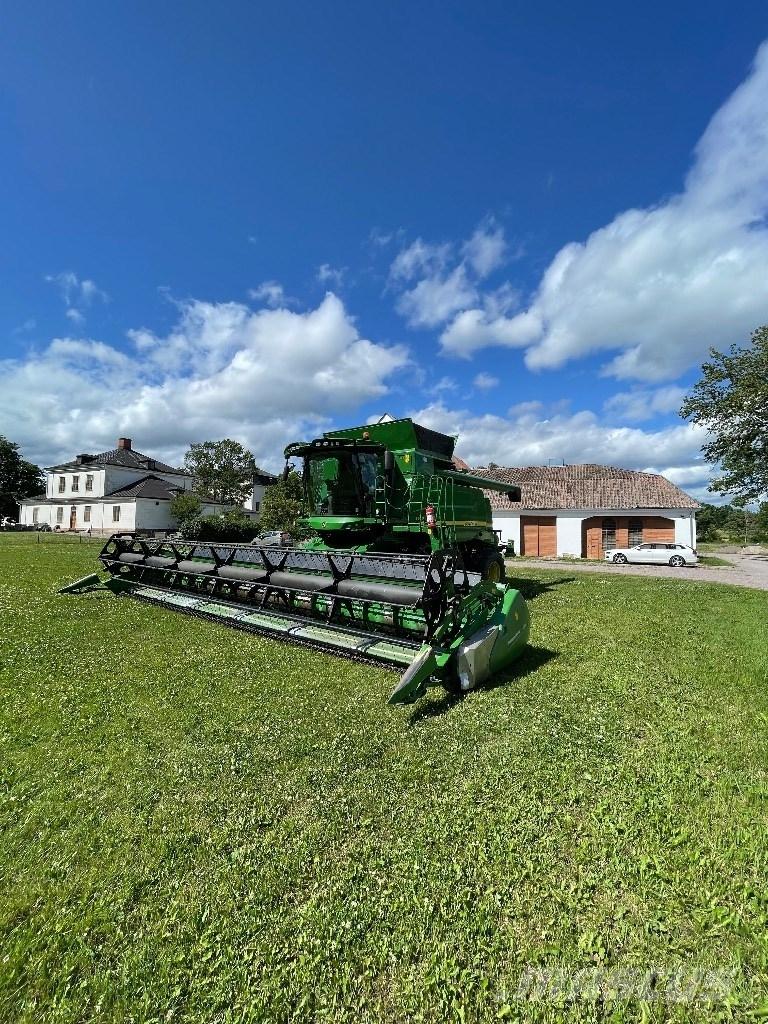 John Deere T 660 i Mietitrebbiatrici