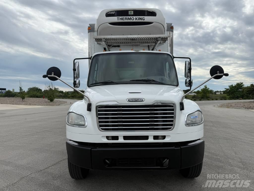 Freightliner M 106 Camion a temperatura controllata