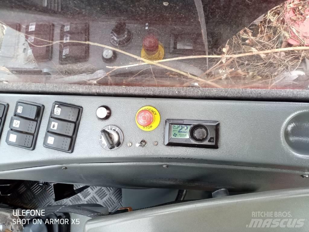 Komatsu 911 Abbattitrici, Disboscatrici