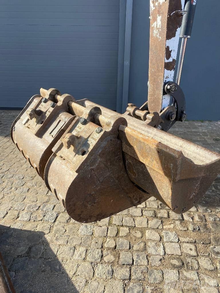 Bobcat E 26 Miniescavatori