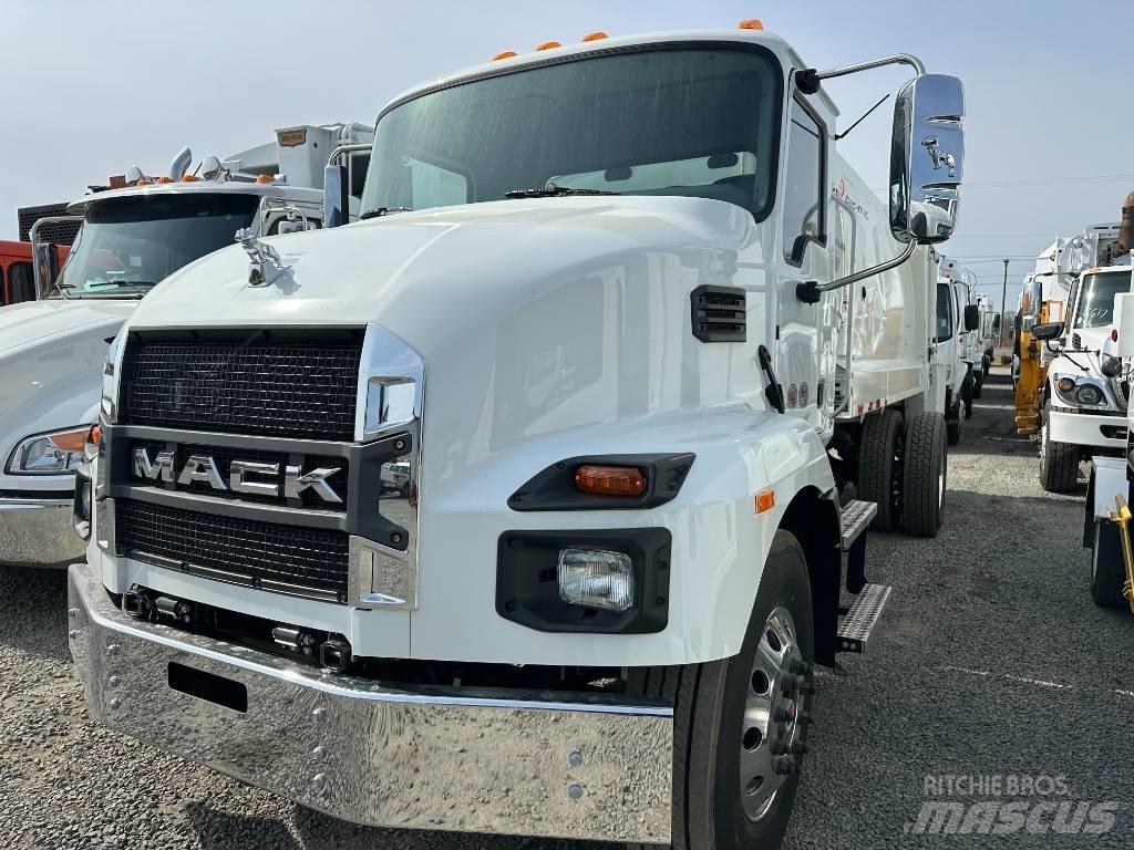 Mack MD7 Camion dei rifiuti