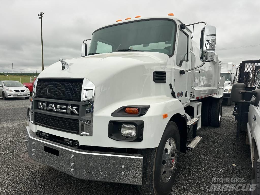Mack MD7 Camion dei rifiuti