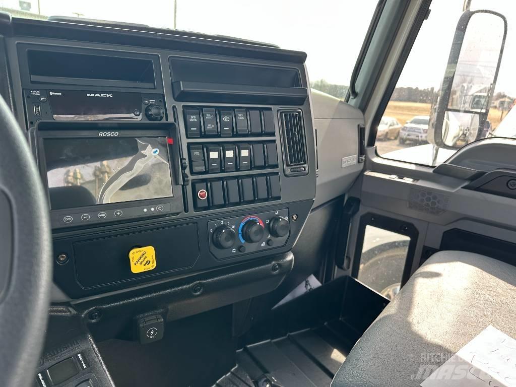 Mack MD7 Camion dei rifiuti