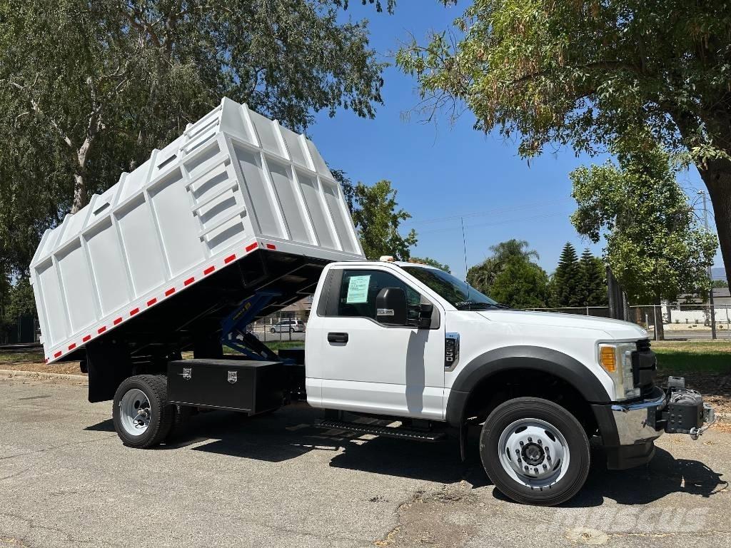 Ford F 550 Autocarri per segatura e cippato