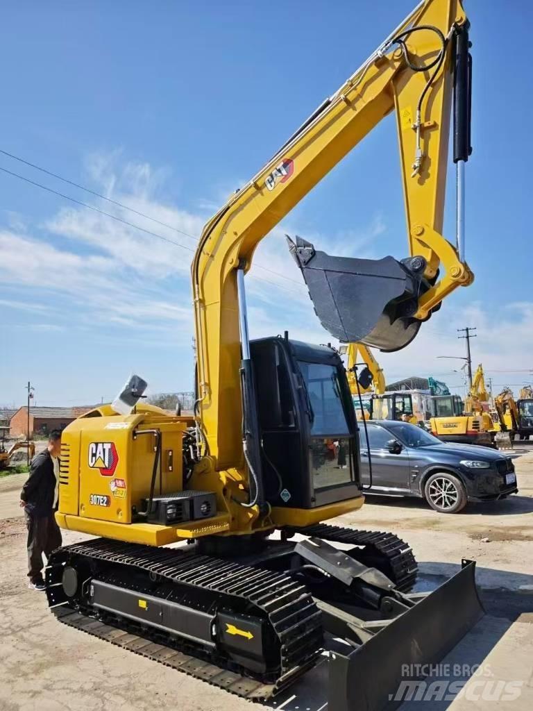 CAT 307E2 Escavatori cingolati