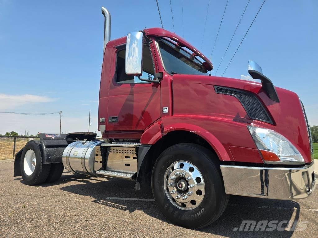 Volvo VNL 42 T300 Motrici e Trattori Stradali