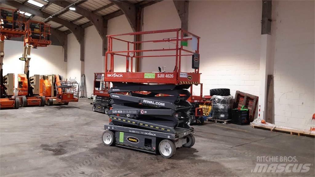 SkyJack SJIII4626 Piattaforme a pantografo