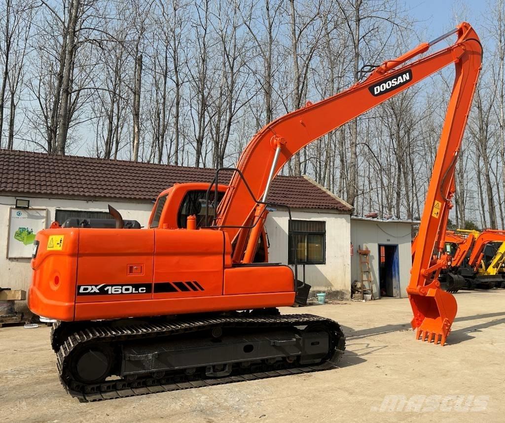 Doosan DX160LC Escavatori cingolati