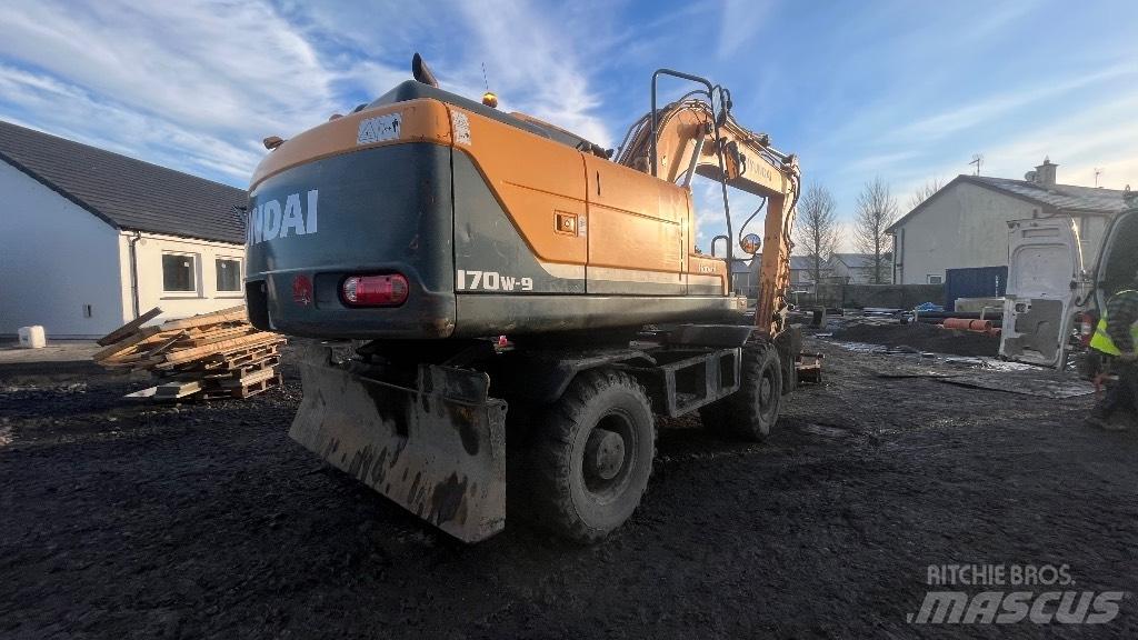 Hyundai Robex 170w-9 Escavatori gommati