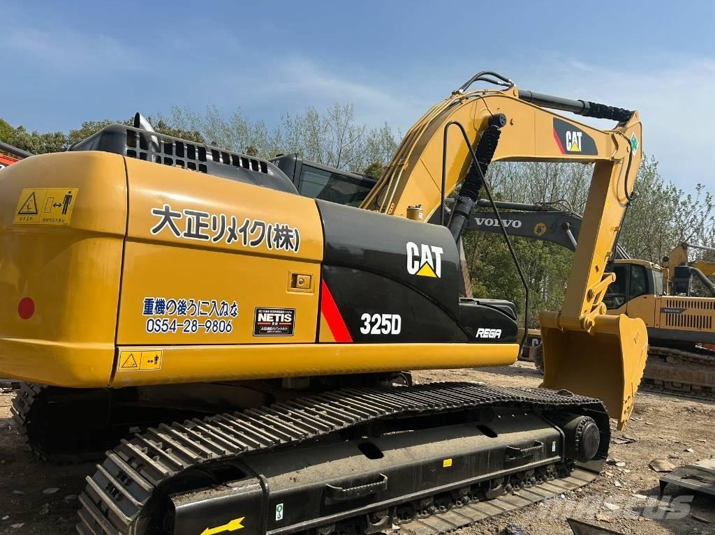 CAT 325 D Escavatori medi 7t - 12t