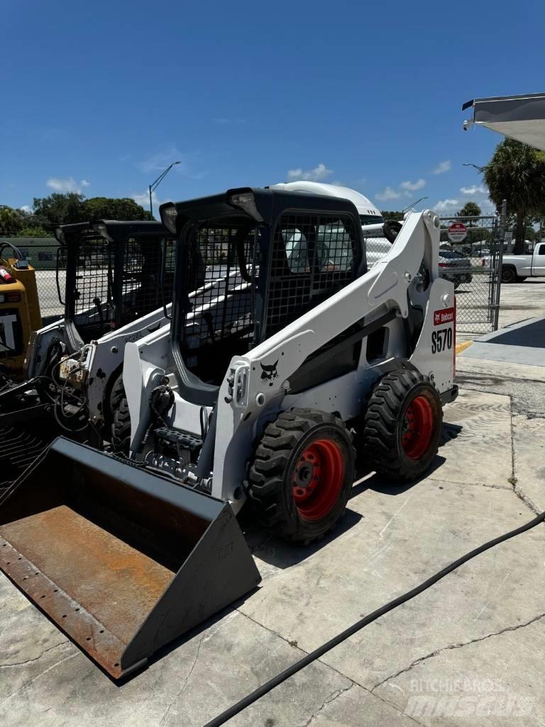 Bobcat S570 Mini Pale Gommate