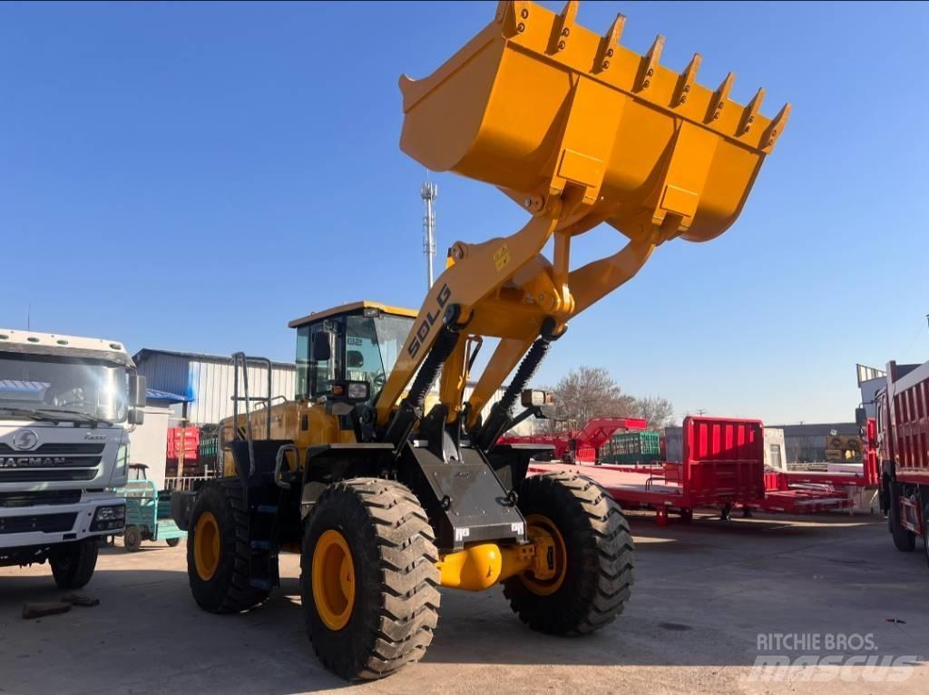 SDLG LG 956 L Pale gommate