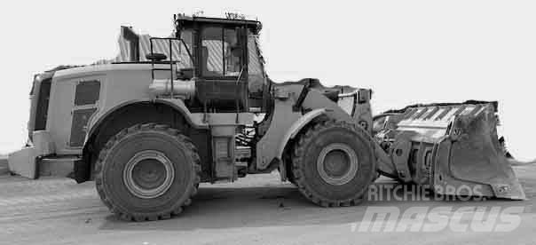 CAT 950M Pale gommate