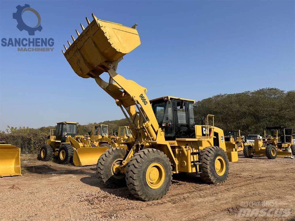 CAT 966 G Pale gommate