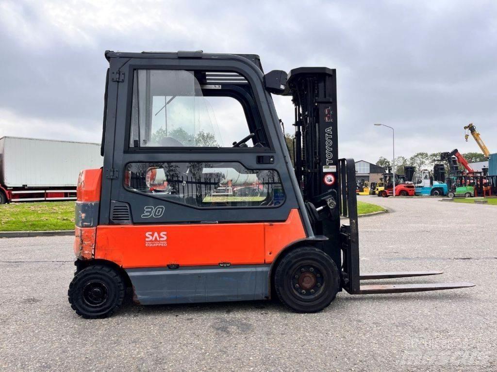 Toyota 7FBMF30 Carrelli elevatori elettrici